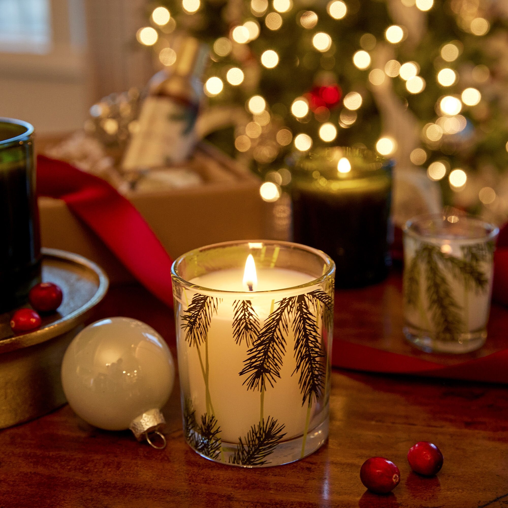Alternative view of Frasier Fir Pine Needle Candle