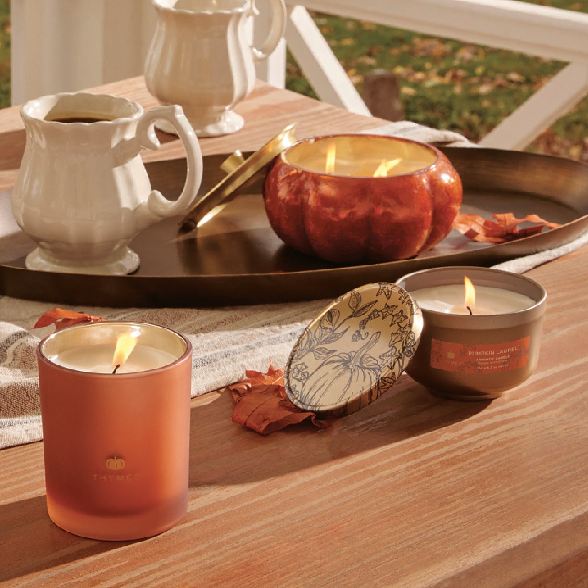 Pumpkin Laurel Poured Candle Tin with Gold Lid - Image 3